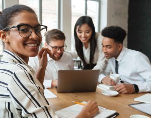 happy young business colleagues indoors ()